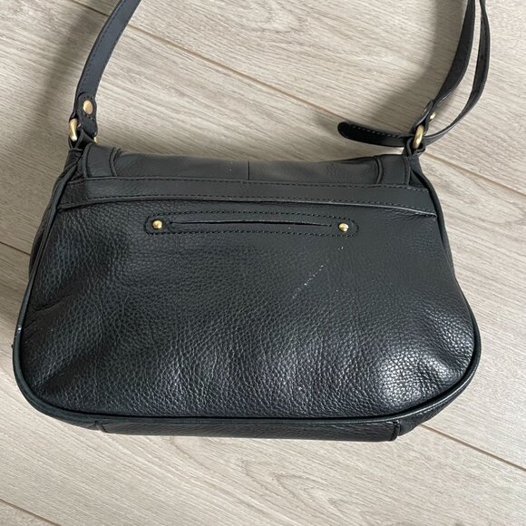 B Makowsky Leather Flap Top Cross Body Bag Lock Hardware Black Fashion Trendy - Picture 6 of 9